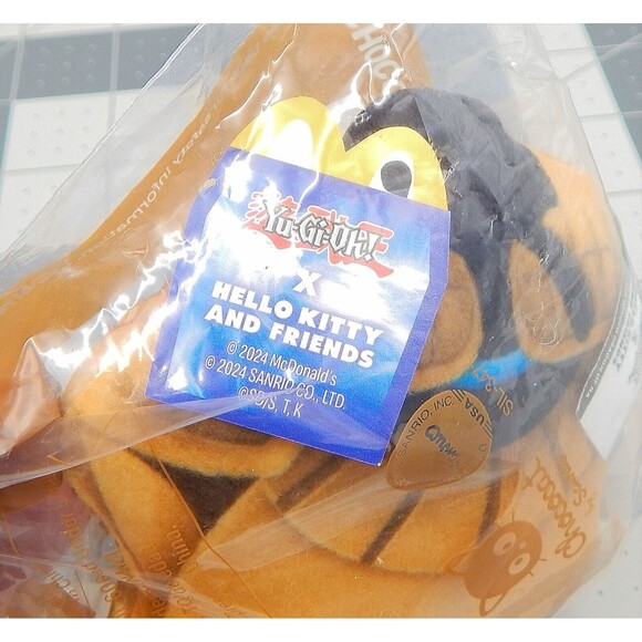 McDonald's Yu-Gi-Oh x Hello Kitty #9 Chococat as The Winged Dragon of Ra 2024 - Picture 5 of 5